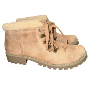 CLIFFS by White Mountain Womens Tan Paxley Ankle Boots - size 9.5